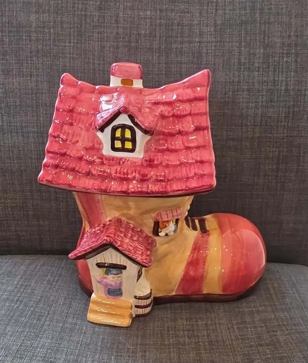 Vintage Mother Hubbard The Old Woman Who Lived in a Shoe Ceramic Cookie Jar